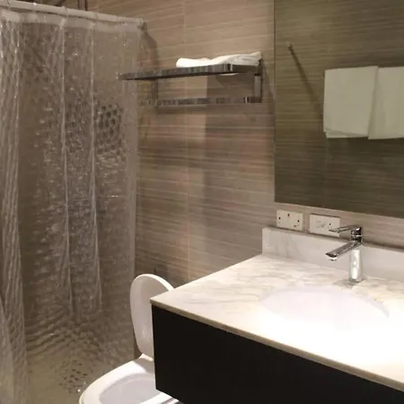 A2J Luxury Bgc Balcony Suite Near Sm Aura Taguig Manila Exterior photo
